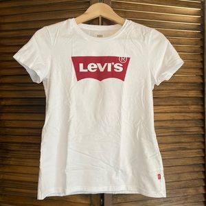 Levi T-shirt